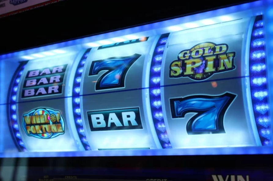 QQWIN4D – Rýchla Hra, Veľké Výhry